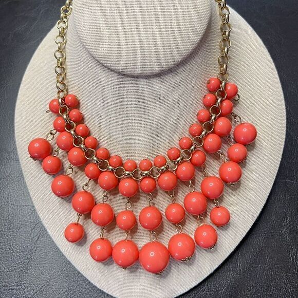 Gold Tone Chain Pink Beaded Statement Necklace 18 in Ext. 3 in - Picture 9 of 12